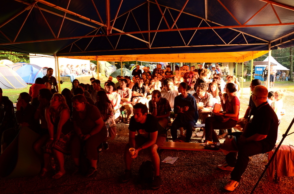 Komáromi Szalon: Vágy, hogy indiánok lehessünk