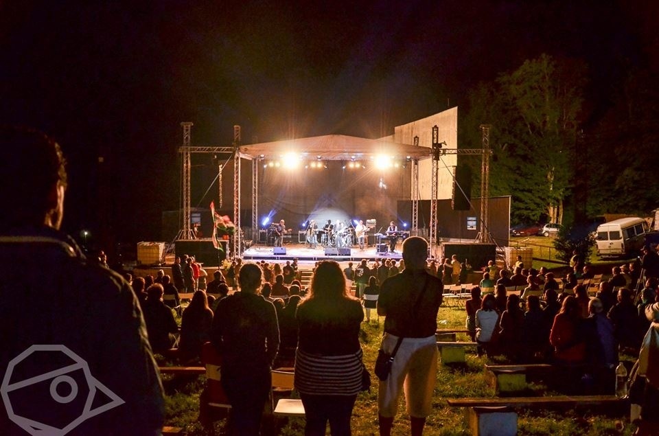 add meg a kép czímét