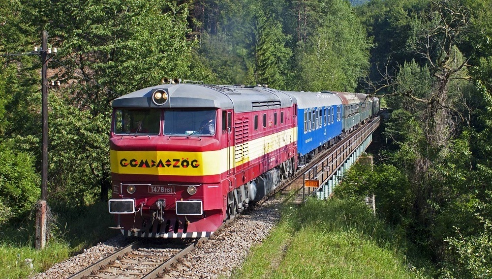 Veled megy a gőzös Gombaszögre!