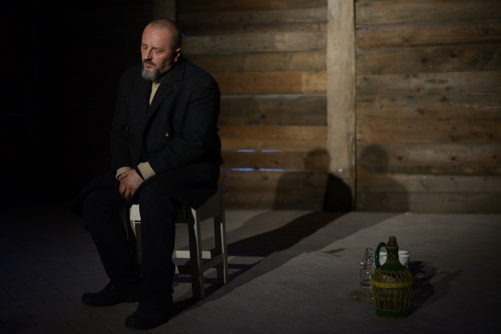 „A mi csöndünk az is, csak mi halljuk, meg a Jóisten hallja”